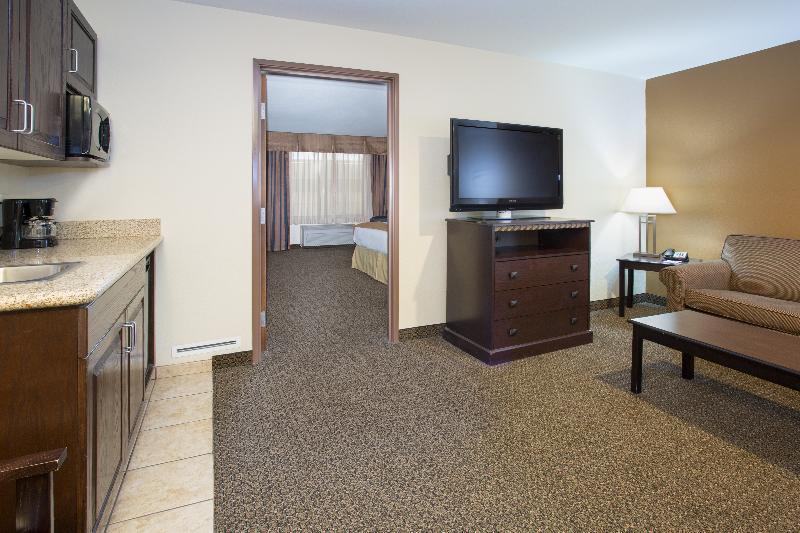 Holiday Inn Express&Suites Pueblo, an IHG Hotel Exterior foto